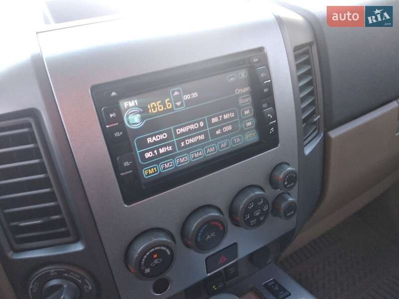 Внедорожник / Кроссовер Nissan Armada 2006 в Запорожье