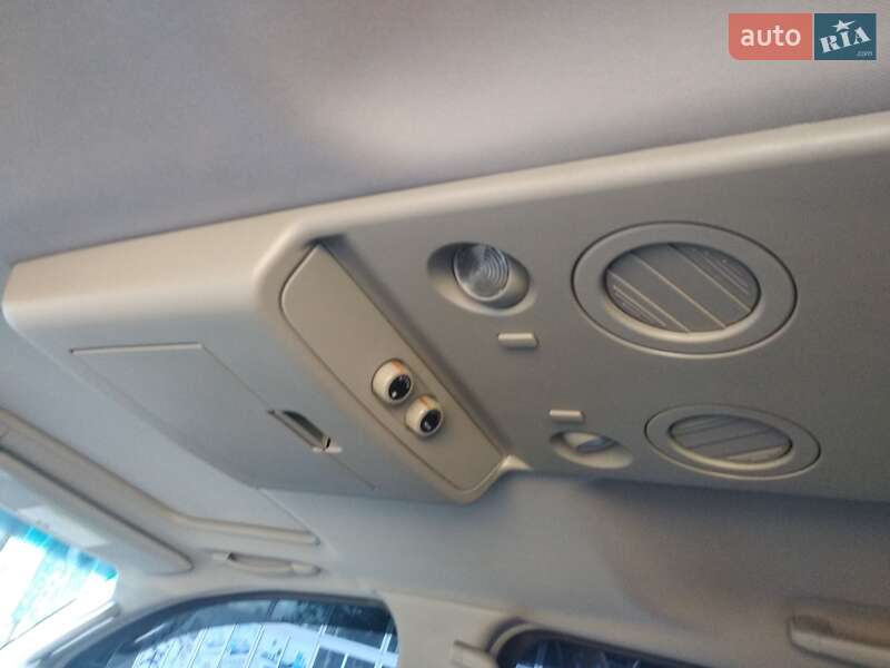 Внедорожник / Кроссовер Nissan Armada 2006 в Запорожье