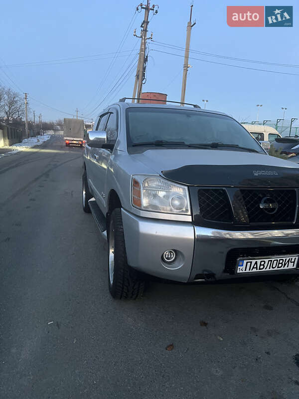 Позашляховик / Кросовер Nissan Armada 2006 в Києві