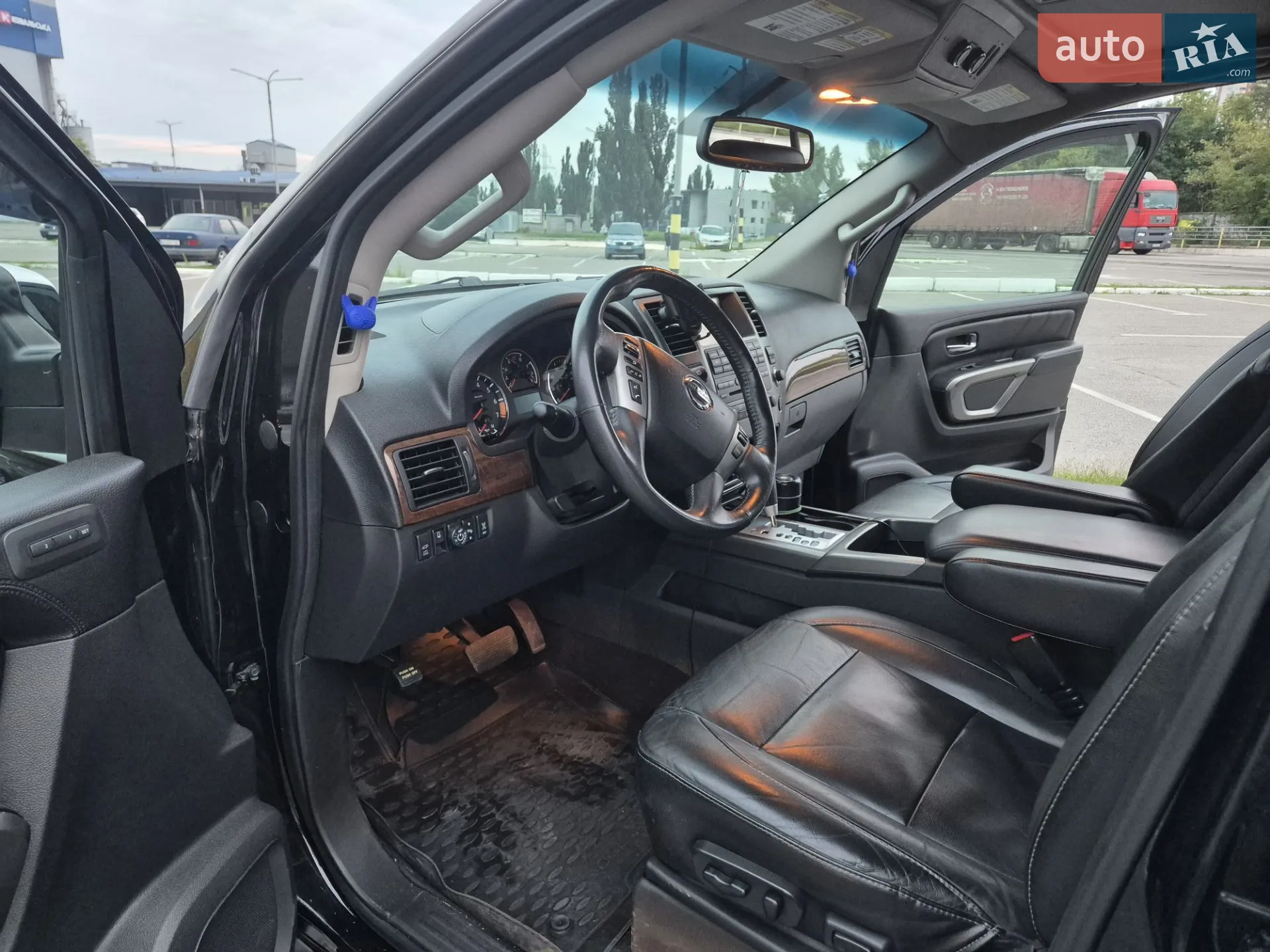 2014 Nissan Armada - мініатюра 2
