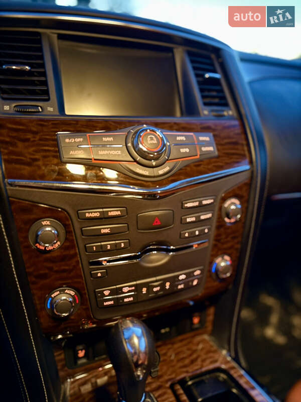 Позашляховик / Кросовер Nissan Armada 2018 в Львові