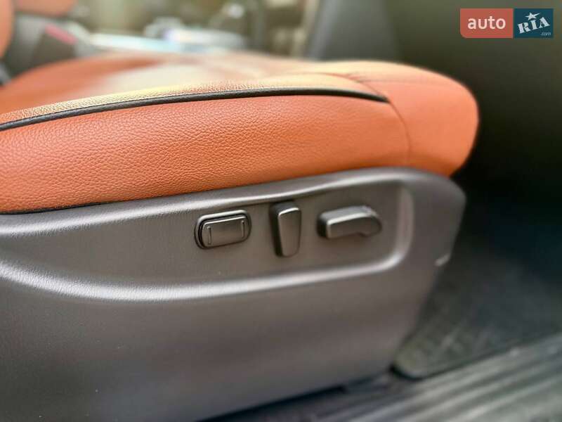 Внедорожник / Кроссовер Nissan Armada 2018 в Ивано-Франковске фото 4 Внедорожник / Кроссовер Nissan Armada 2018 в Ивано-Франковске