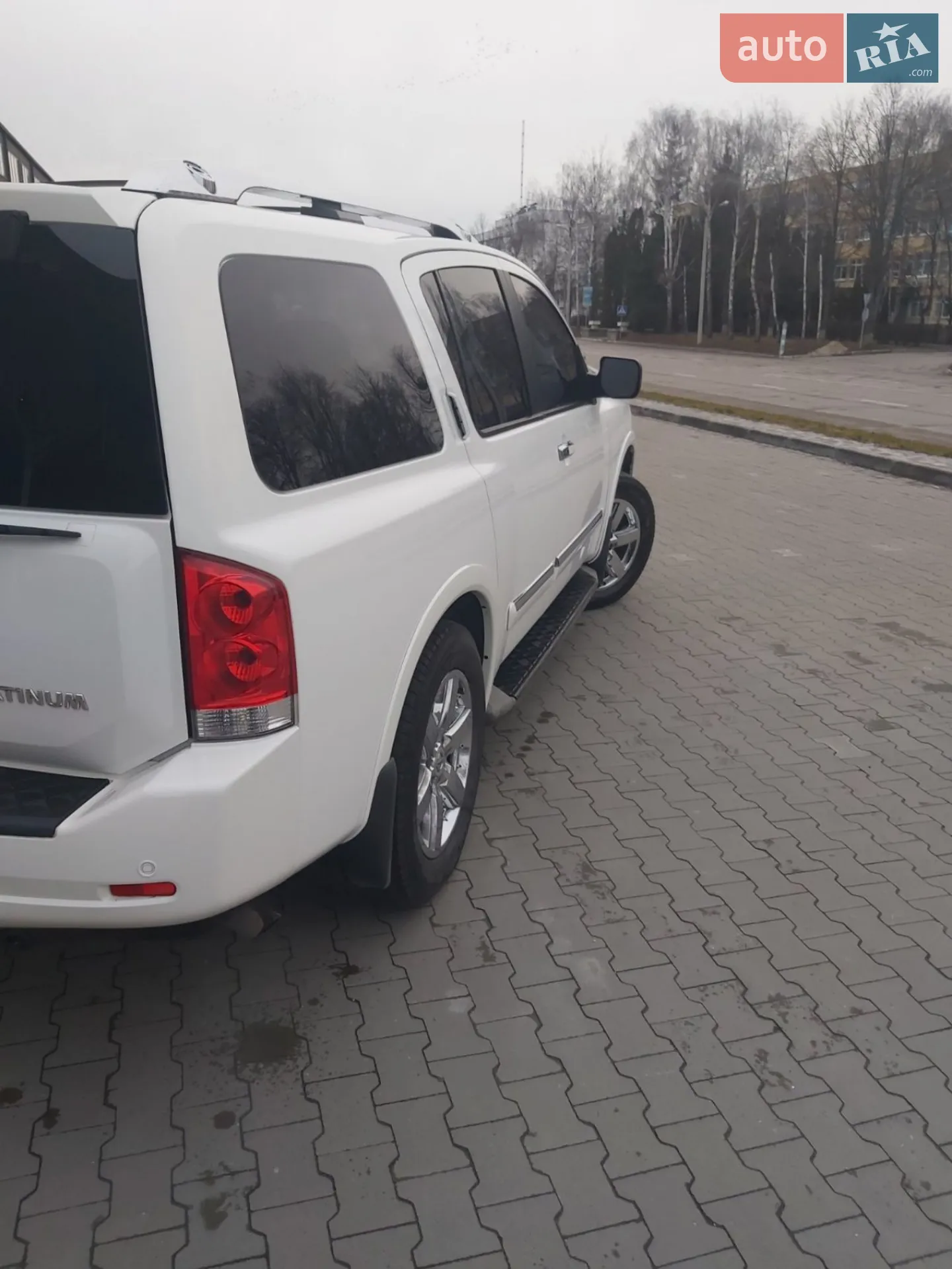 2011 Nissan Armada - мініатюра 6