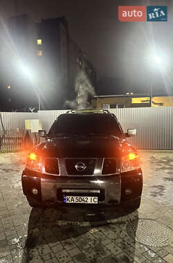 Внедорожник / Кроссовер Nissan Armada 2004 в Ужгороде