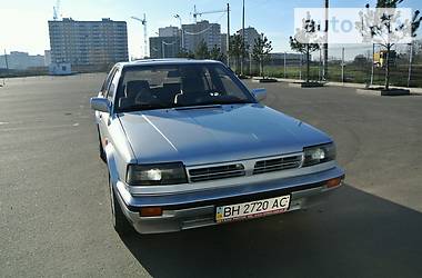 Хэтчбек Nissan Bluebird 1987 в Одессе