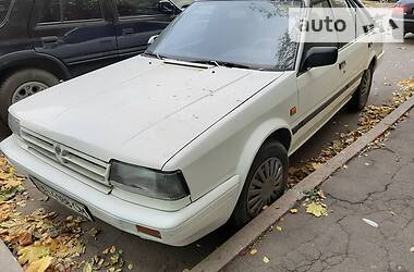 Лифтбек Nissan Bluebird 1988 в Одессе