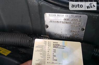 Седан Nissan Bluebird 1988 в 