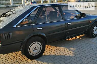 Хэтчбек Nissan Bluebird 1986 в Дунаевцах