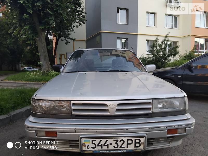 Универсал Nissan Bluebird 1988 в Львове