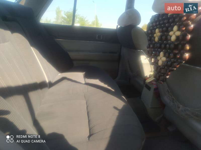 Седан Nissan Bluebird 1981 в Виннице