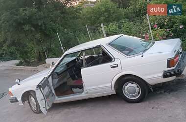 Седан Nissan Bluebird 1983 в Одессе