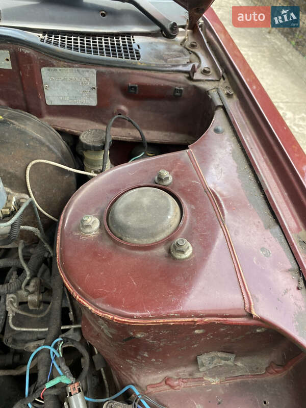 Седан Nissan Bluebird 1986 в Врадіївці