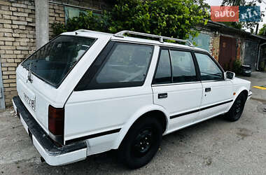 Універсал Nissan Bluebird 1990 в 