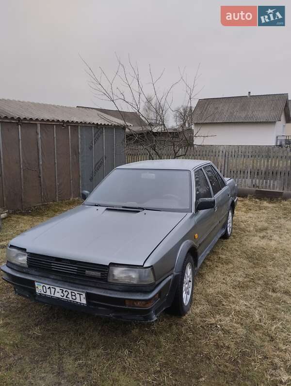 Седан Nissan Bluebird 1987 в Вирах фото 3 Седан Nissan Bluebird 1987 в Вирах