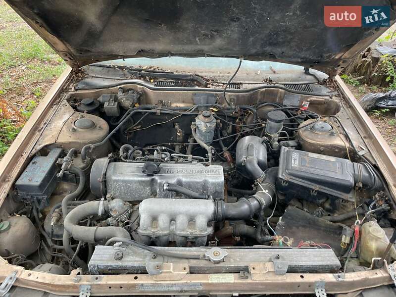 Универсал Nissan Bluebird 1988 в Каневе