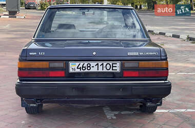 Седан Nissan Bluebird 1984 в  фото 4 Седан Nissan Bluebird 1984 в
