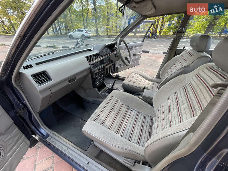 Седан Nissan Bluebird 1984 в Одессе