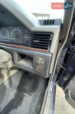 Седан Nissan Bluebird 1984 в  фото 15 Седан Nissan Bluebird 1984 в