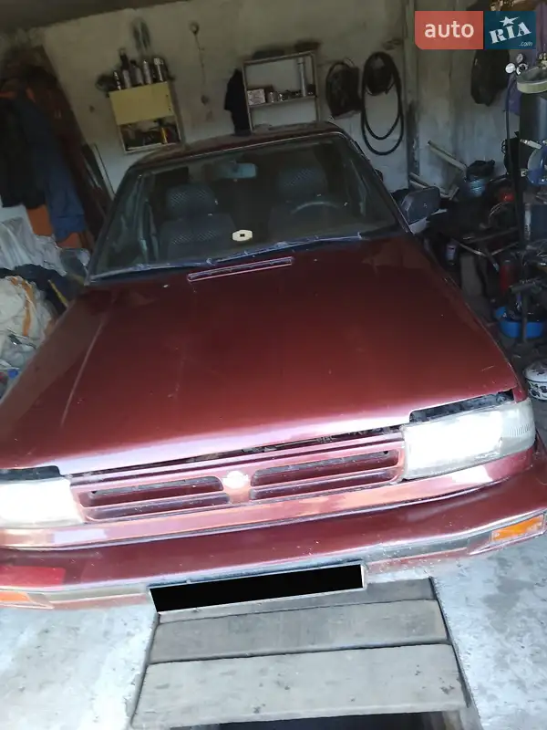 Nissan Bluebird 1988