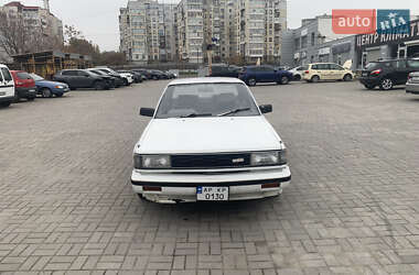 Седан Nissan Bluebird 1985 в Запорожье