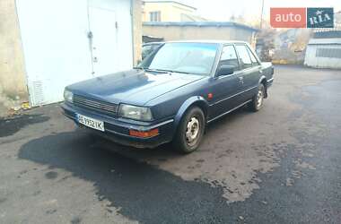 Седан Nissan Bluebird 1987 в Одессе