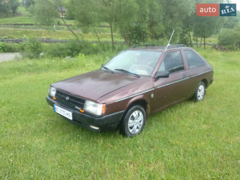 Хэтчбек Nissan Cherry 1983 в Старом Самборе