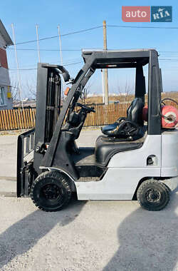 Вилочний навантажувач Nissan CL 2010 в 
