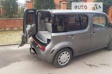 Минивэн Nissan Cube 2010 в Ровно