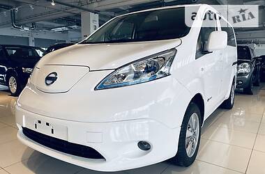 Мінівен Nissan e-NV200 2017 в 