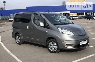 Мінівен Nissan e-NV200 2015 в 