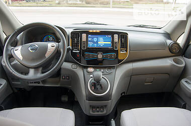 Минивэн Nissan e-NV200 2014 в Бердянске
