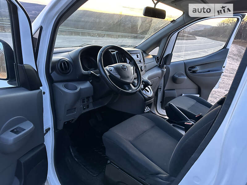 Вантажний фургон Nissan e-NV200 2017 в Тернополі