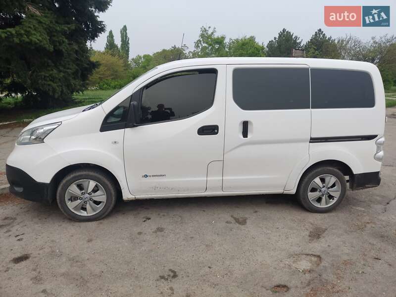 Мінівен Nissan e-NV200 2018 в Кропивницькому фото 7 Мінівен Nissan e-NV200 2018 в Кропивницькому