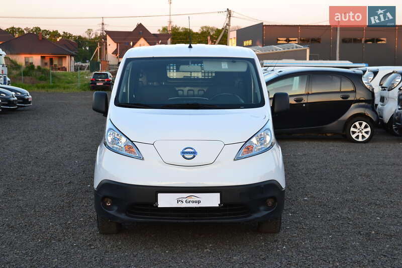 Грузовой фургон Nissan e-NV200 2020 в Луцке