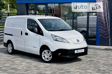 Грузовой фургон Nissan e-NV200 2019 в Ровно