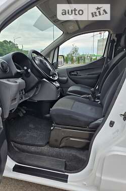 Грузовой фургон Nissan e-NV200 2018 в 