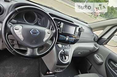 Грузовой фургон Nissan e-NV200 2018 в 