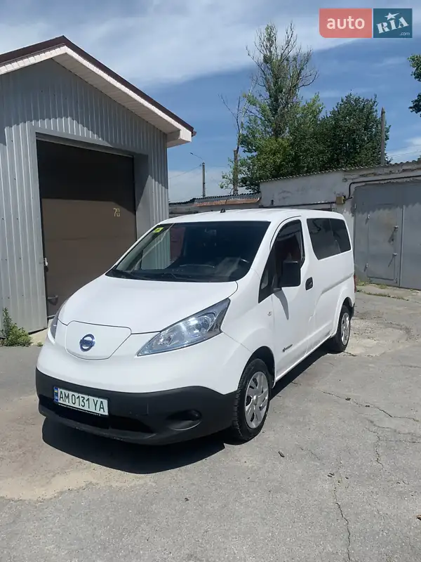 Nissan e-NV200