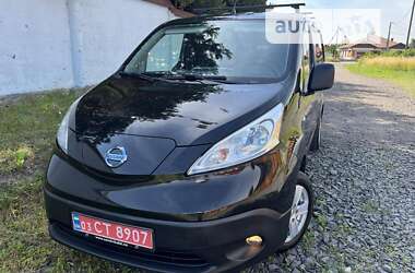 Вантажний фургон Nissan e-NV200 2014 в Києві