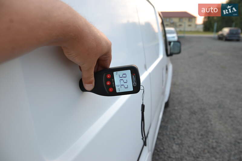 Вантажний фургон Nissan e-NV200 2015 в Луцьку