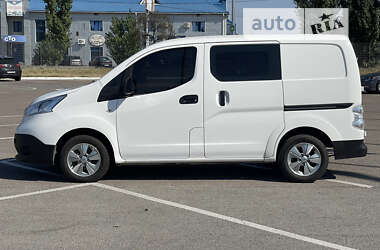 Вантажний фургон Nissan e-NV200 2018 в Житомирі