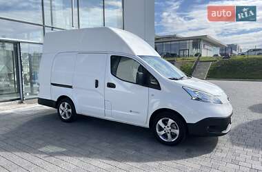 Вантажний фургон Nissan e-NV200 2018 в Львові