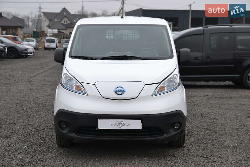 Грузовой фургон Nissan e-NV200 2020 в Луцке
