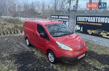 Грузовой фургон Nissan e-NV200 2015 в Кременце