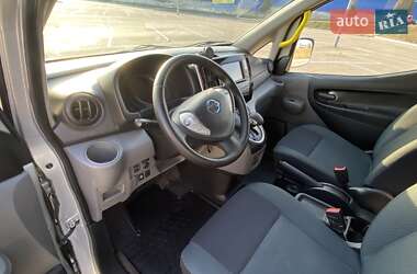 Минивэн Nissan e-NV200 2018 в 