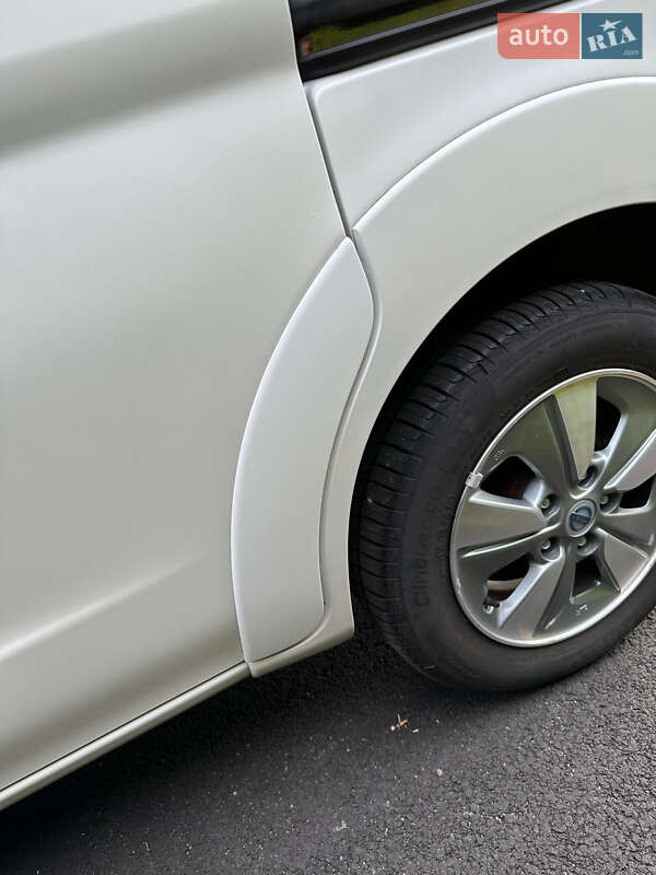 Мінівен Nissan e-NV200 2018 в Києві