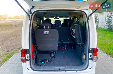 Минивэн Nissan e-NV200 2019 в 