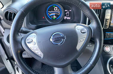 Минивэн Nissan e-NV200 2019 в 