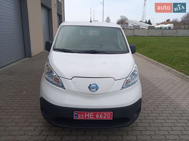 Грузовой фургон Nissan e-NV200 2017 в Радехове