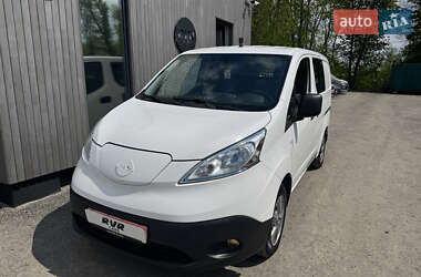 Грузовой фургон Nissan e-NV200 2018 в Тернополе